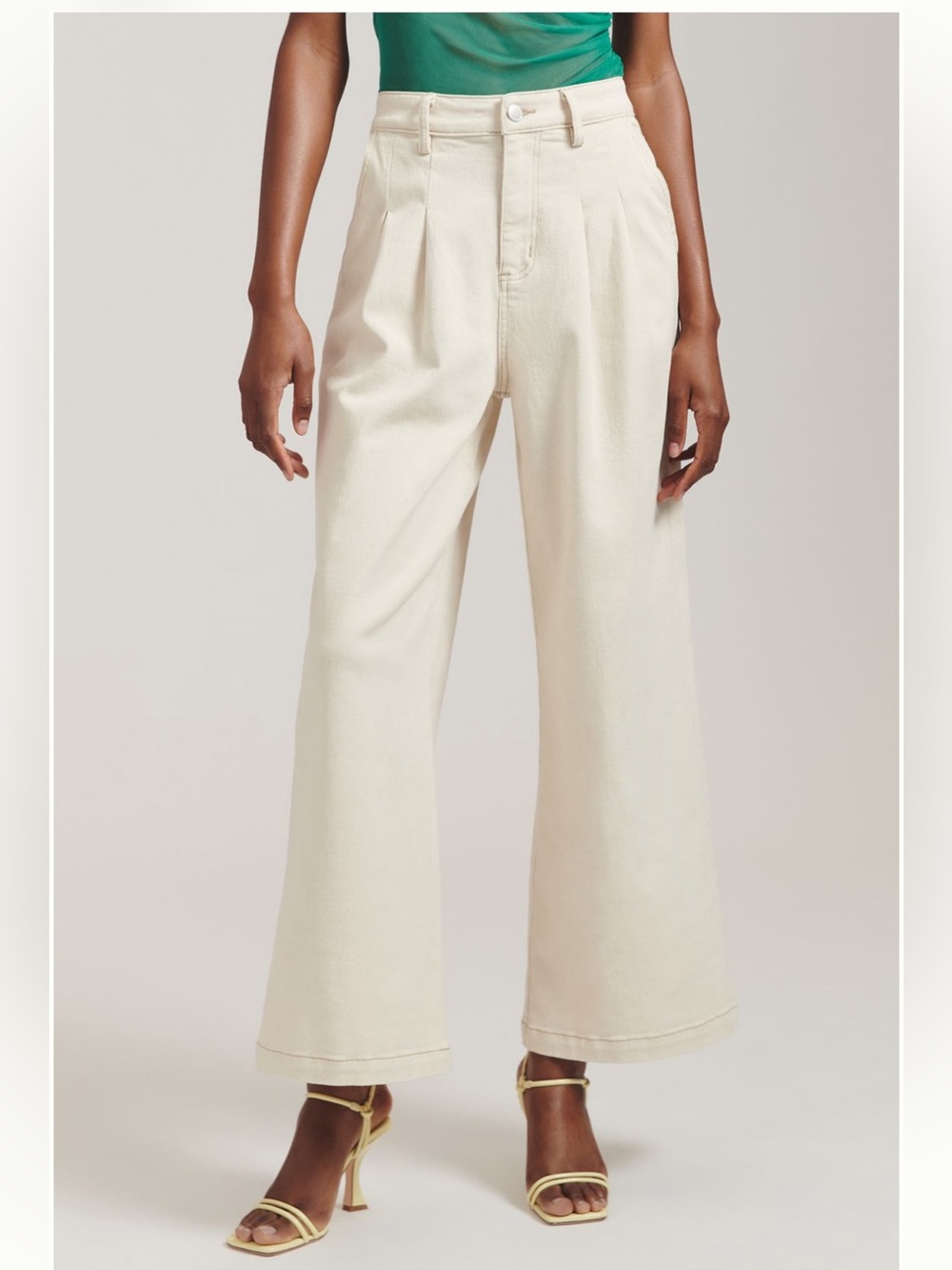 Avec Les Filles Pleated Cream Jeans
